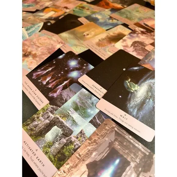 Set of 2 Tarot Card Decks & 1 Oracle Deck - Picture 8 of 12